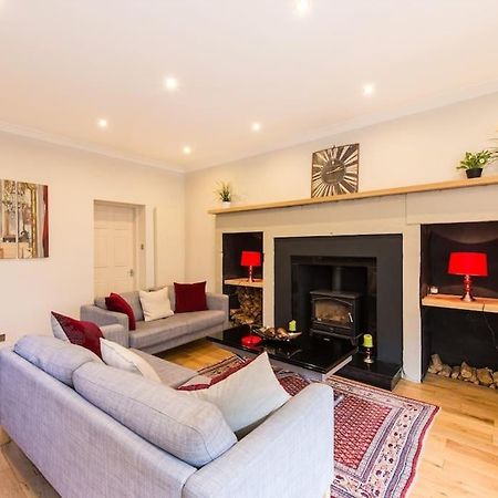 Self Catering , City Centre Apartment With Parking Единбург Екстериор снимка